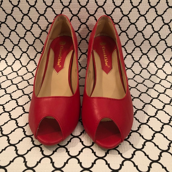 Chase and Chloe red shoes size 10 - Picture 2 of 7